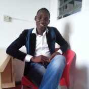 AM SMITH LOOKING FOR A RESPONSIBLE GIRL FOR SERIOUS RELATIONSHIP