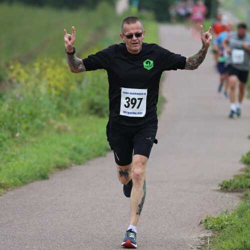 Marathon Runner 666